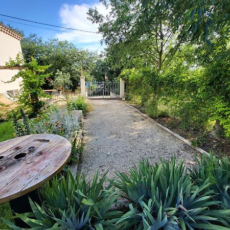 Apartament La Casita Saint-Étienne-du-Grès Zewnętrze zdjęcie